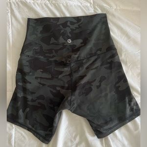 Lululemon Align Super High-Rise Short in Incognito Camo Multi Gator Green